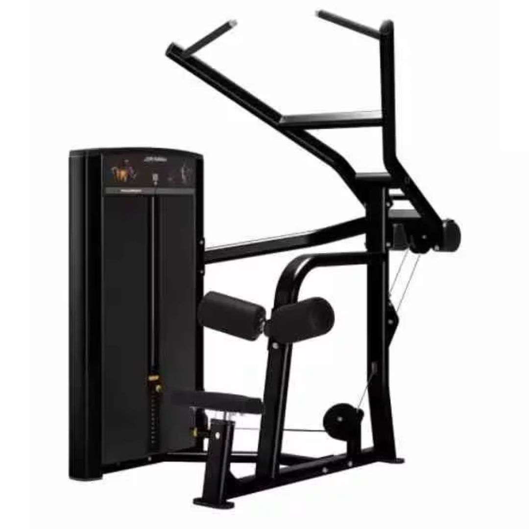 Life Fitness Axiom series lat pulldown